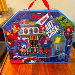 Marvel Avengers Art Case - Blue, Red, and Black